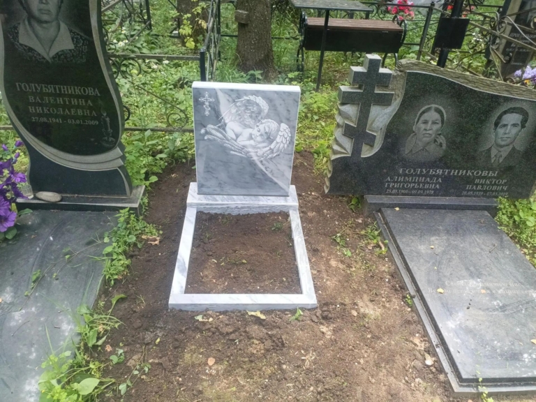 Установка детского памятника