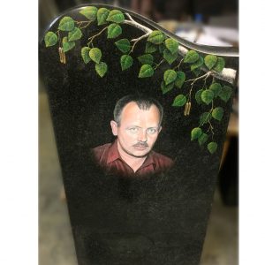 Нанесение на гранитный памятник